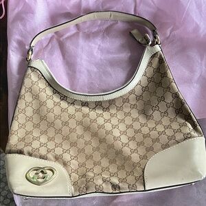 Gucci Tan and Cream Shoulder Bag